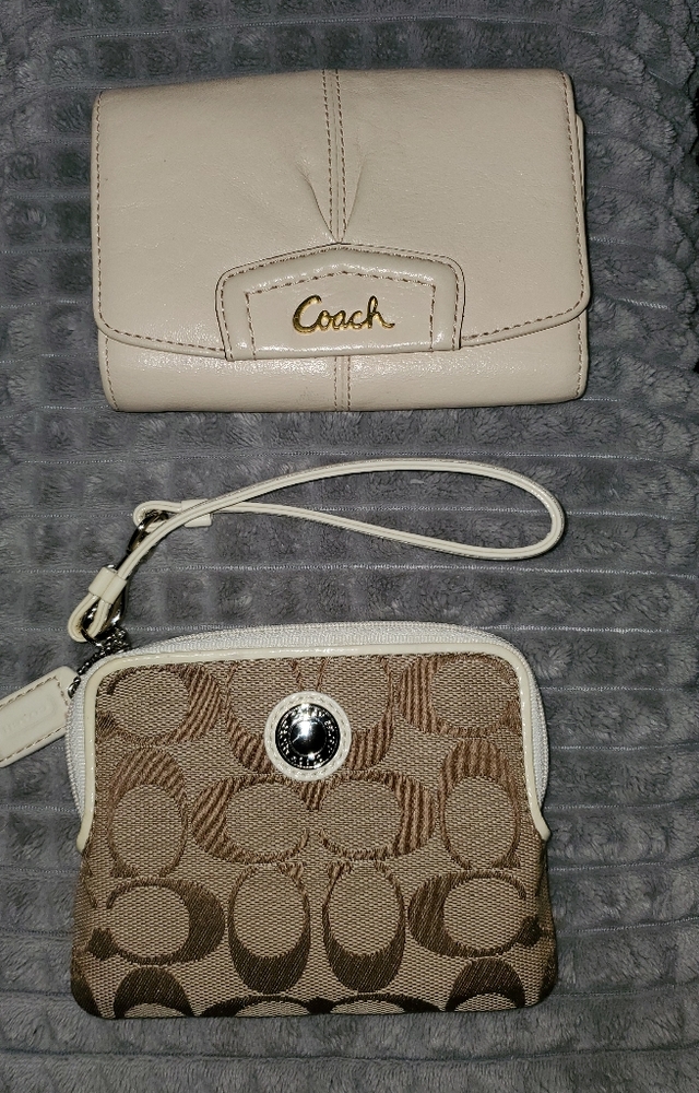 Coach Wallet & Wristlet!!